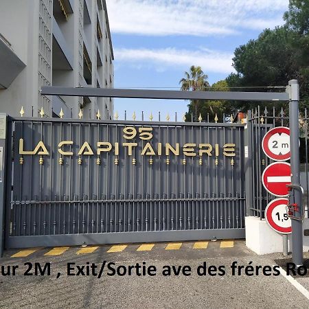 Grand Studio Neuf Face Port Et Plage, Parking Prive جولْف جو المظهر الخارجي الصورة